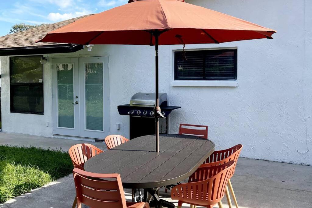 Delightful 3 Bdrm Home, Mins To Clearwater Beach Eksteriør bilde